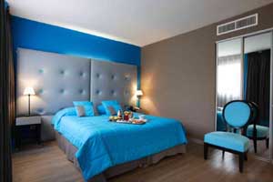 [5839_hotel-cezanne+Chambre+Bleue+3.JPG]
