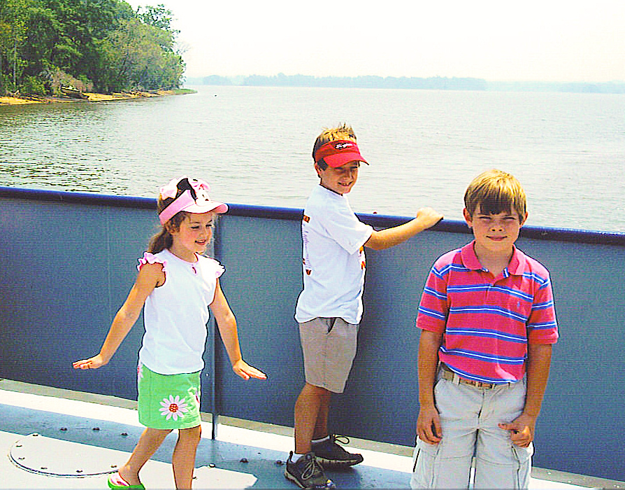 [Catfish+bytes,+kids+on+ferry+(2).jpg]