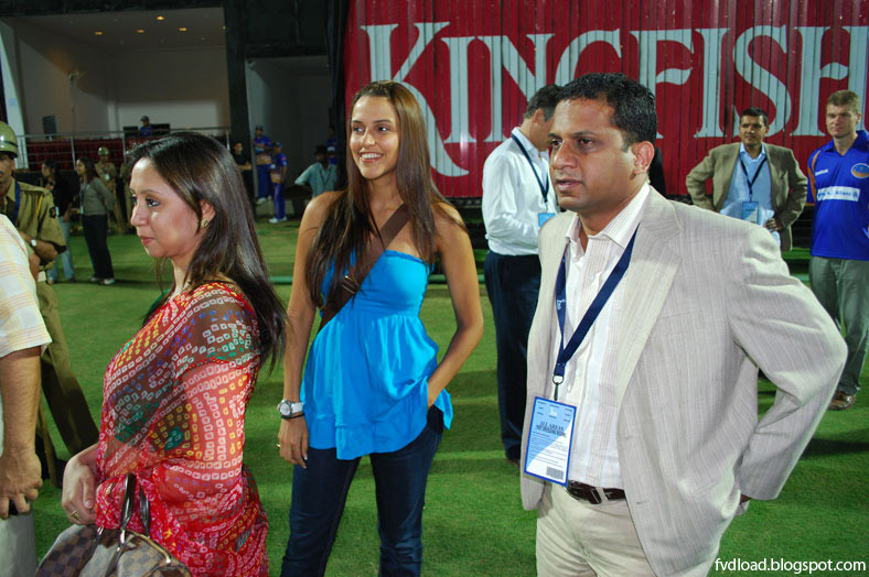 [IPL_Rajasthan_Royals_glamour_wallpapers-01.jpg]
