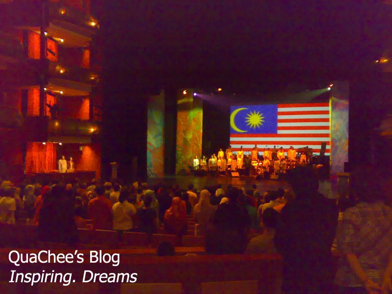 negaraku esplanade malaysia flag