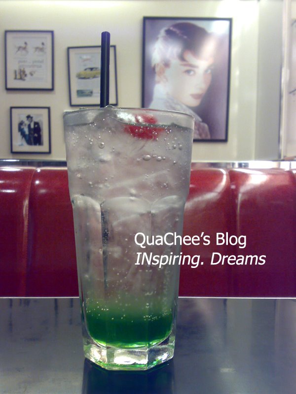 [drink-green-soda.jpg]