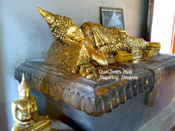 wat phratong, sleeping buddha