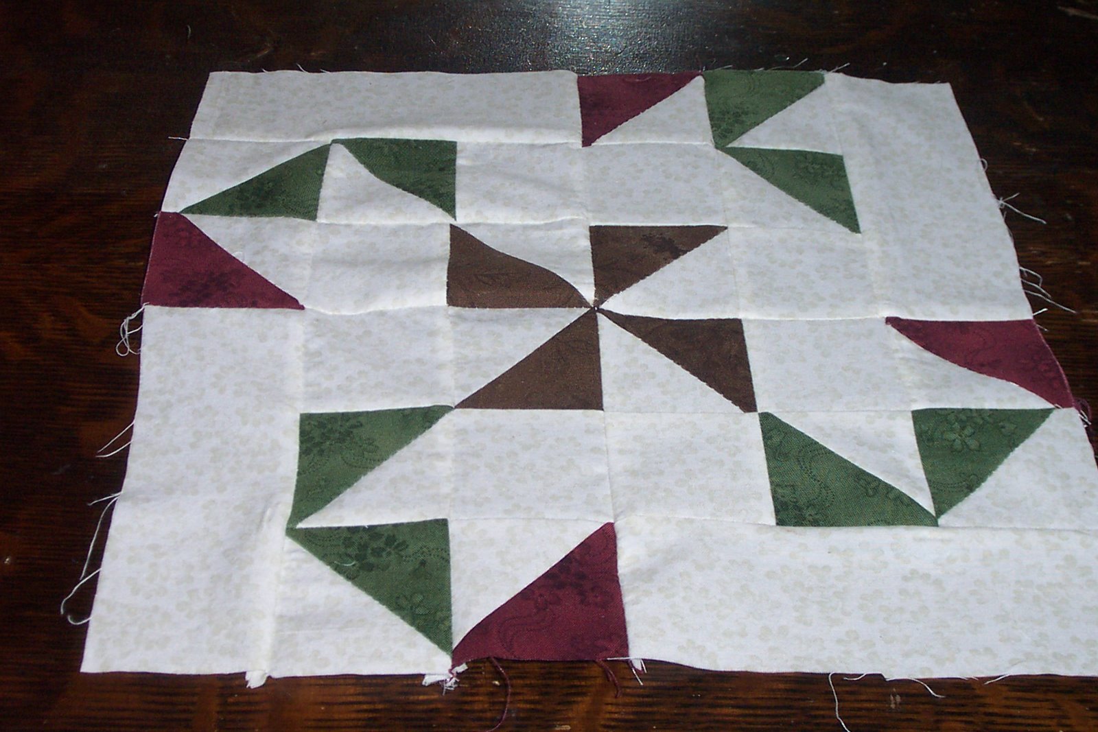 [long+and+winding+road+quilt_1424.JPG]
