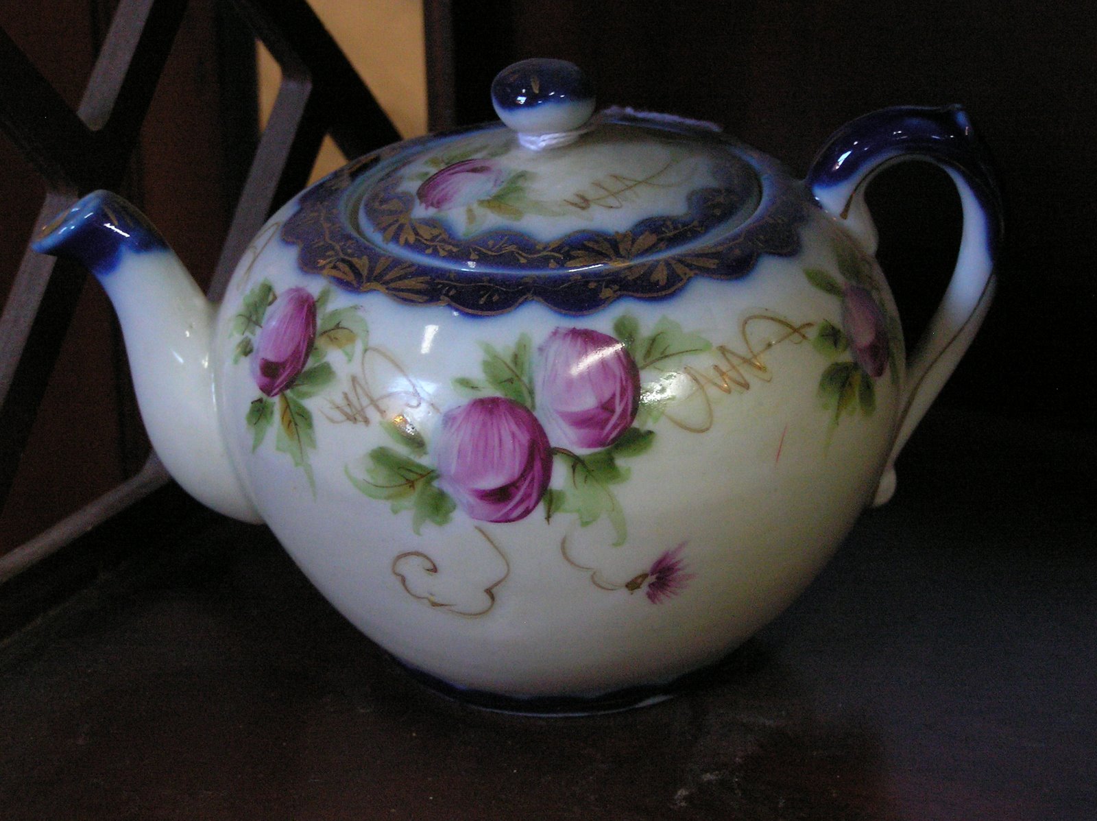 [Royal+Blue+teapot.JPG]