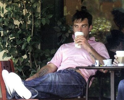 [Rob+with+a+cup.jpg]