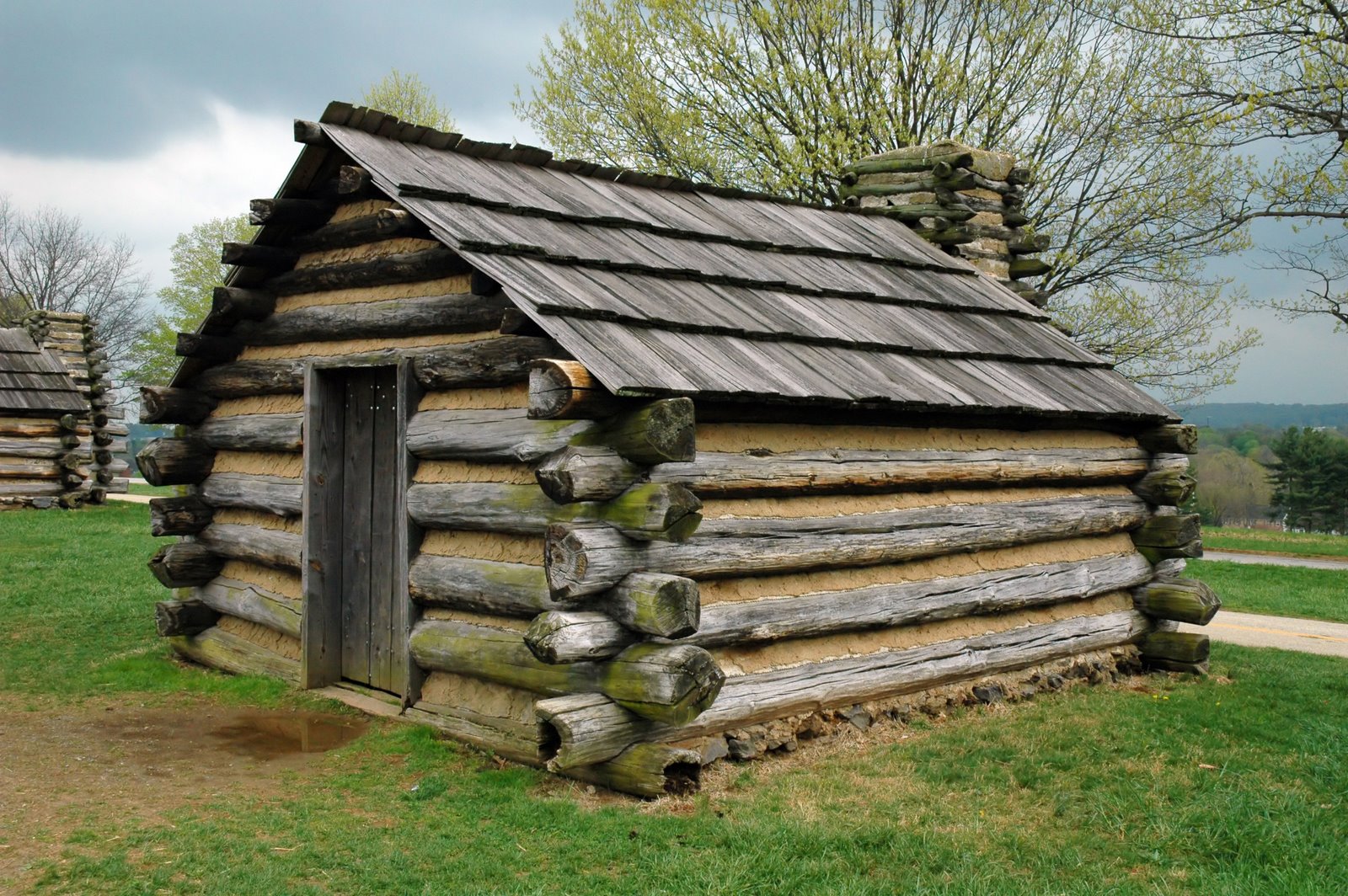 [Valley_Forge_cabin.jpg]