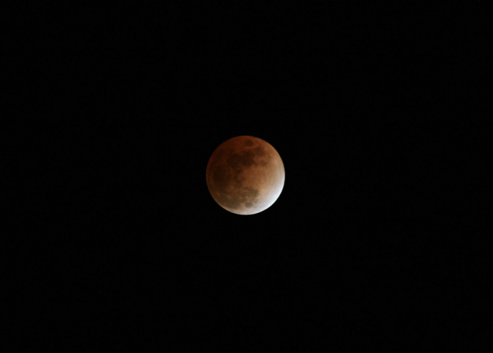 [lunar+eclipse+2-20-2008.jpg]
