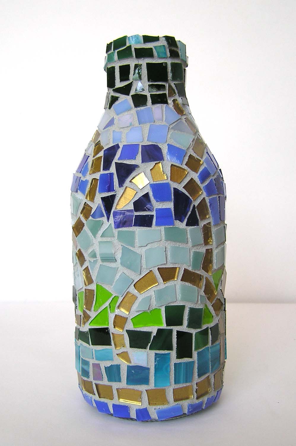 [Reference+(blue:gold:green+mosaic+vase).jpg]