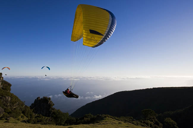 [Paragliding_Madeira2.jpg]