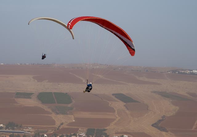 [MW-paragliding-Sharona-20071117-9191.jpg]