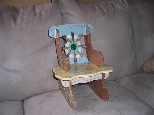 [doll+chair.jpg]