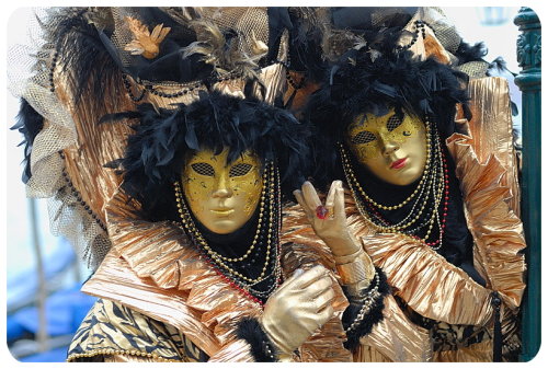 [carnival-costume-venice-006.jpg]