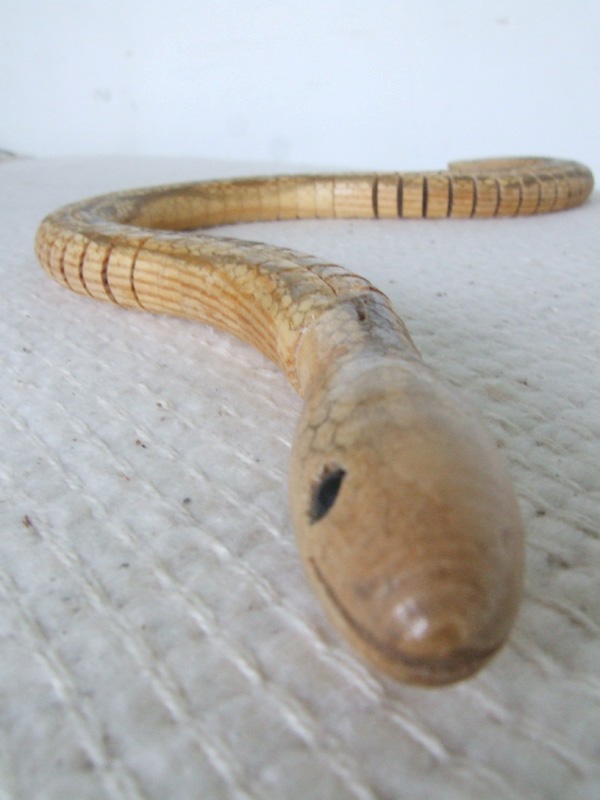 [Serpiente+de+madera.JPG]