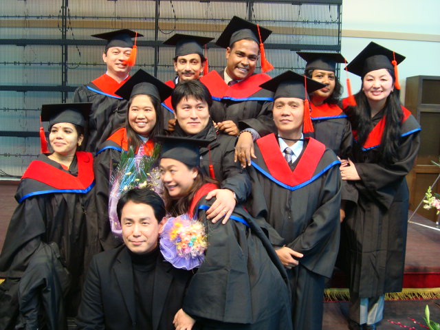 [graduates+012.jpg]