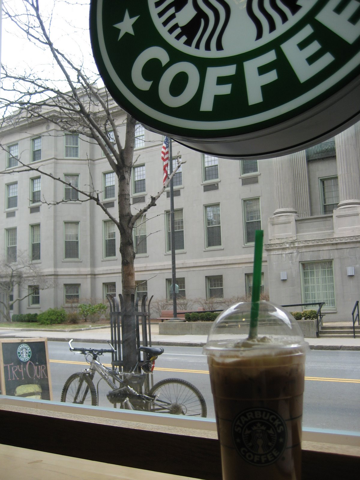 [Starbucks+@+Longwood.jpg]