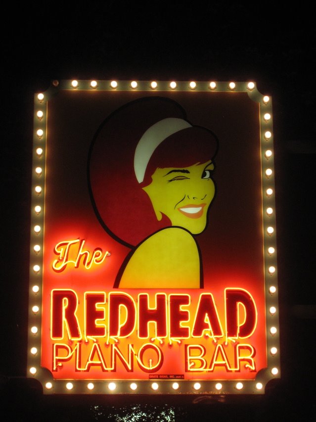 [redhead_piano_bar.jpg]
