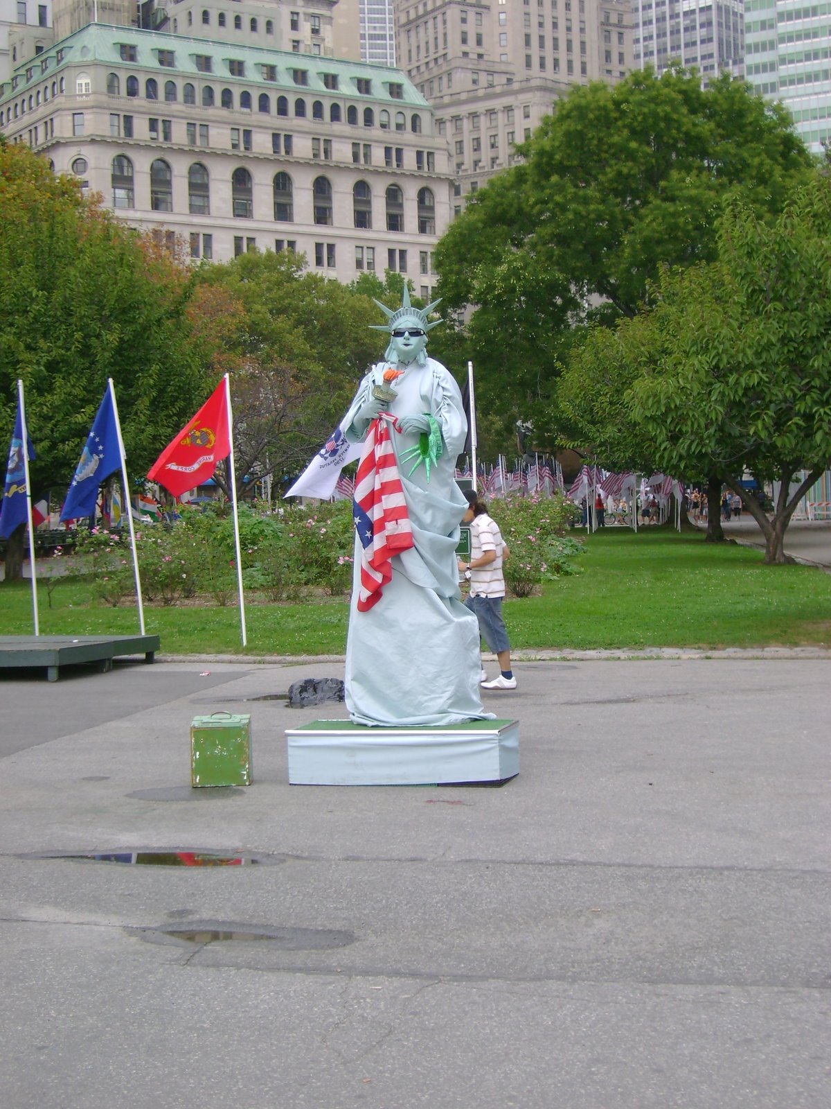 [statue+of+liberty.JPG]
