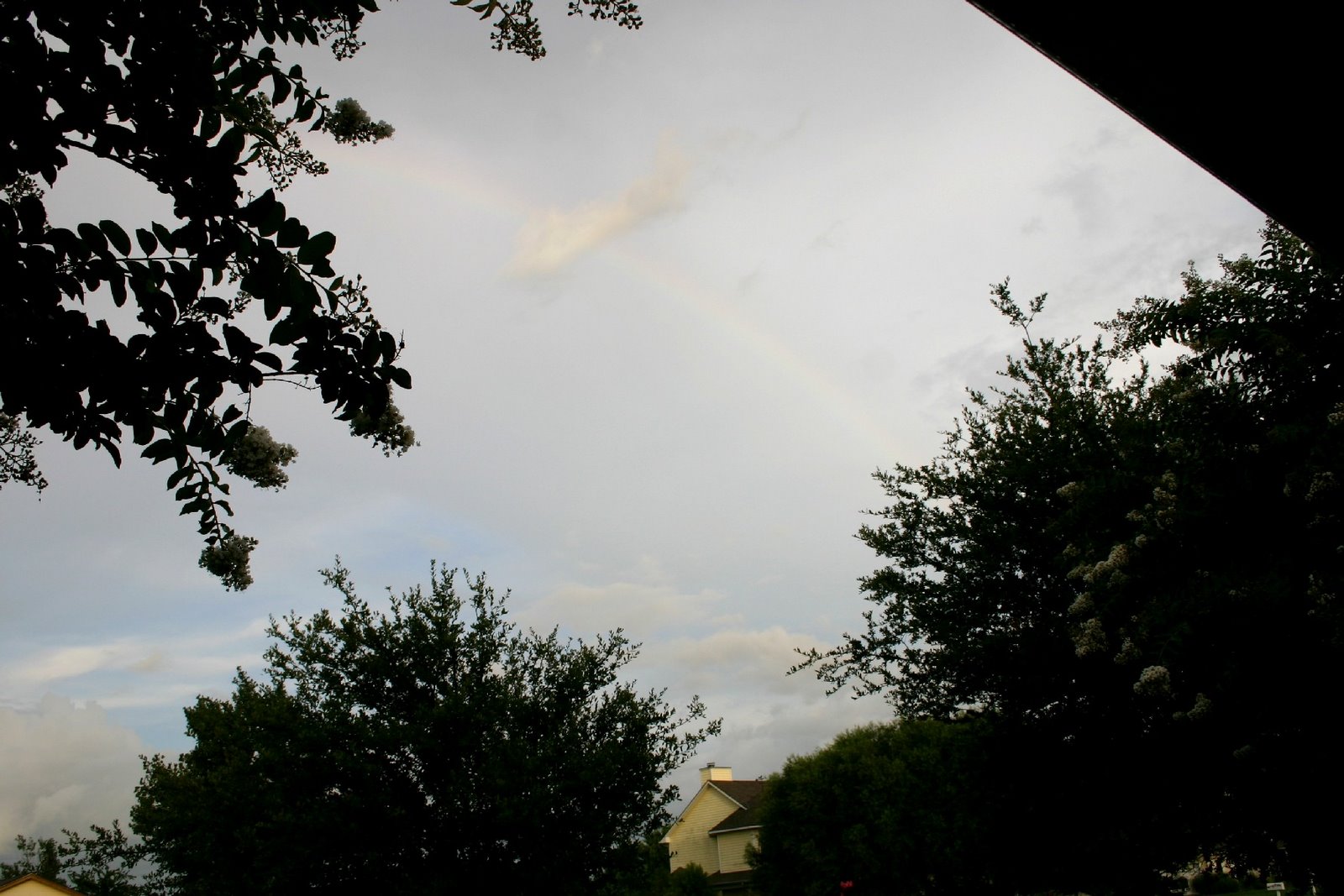 [front+porch+rainbow+1.jpg]
