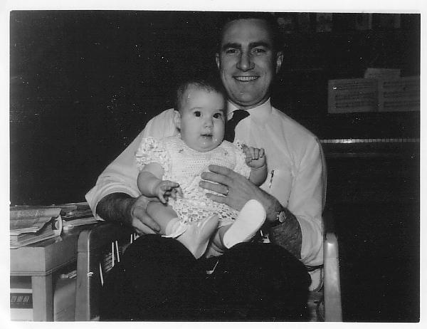 [Dad+with+Baby+Sally.jpg]