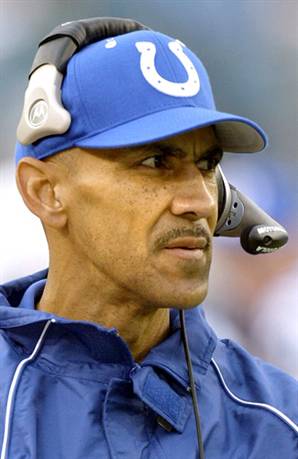 [NFLcoach_dungy_tony.widec]