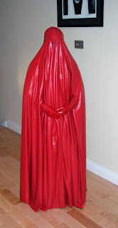 Latex Lady in a latex burqa