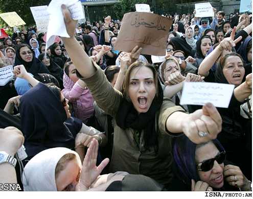 [Iranian+women.jpg]