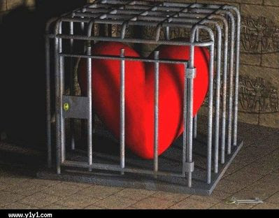 سجينة قلبك